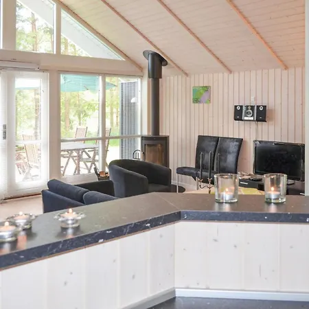 Gorgeous In Ebeltoft With Kitchen * Øksenmølle