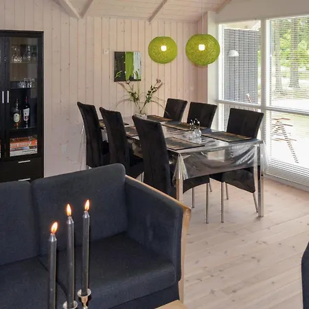Gorgeous In Ebeltoft With Kitchen בית נופש Øksenmølle