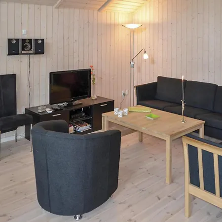Gorgeous In Ebeltoft With Kitchen בית נופש Øksenmølle